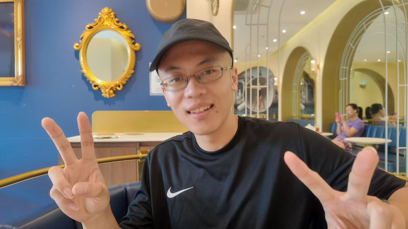 Yapeng Zhao